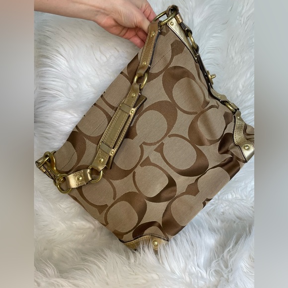 Gold Coach hobo shoulder bag - Picture 2 of 10